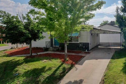 Denver Remodeled Upper Unit With 2 King Beds