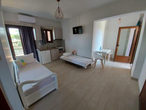Golden View Apartments Myrina Limnos
