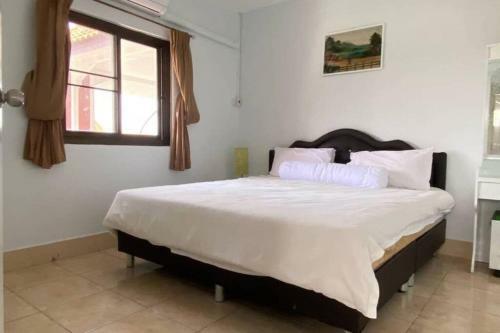 Quiet Village,beach 3km,pool House,bbq Snoker