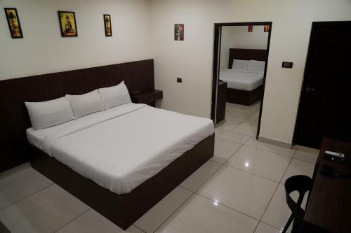 Hotel Srirengavilasam Elite - Srirangam