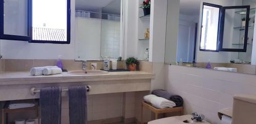 Apartamento Penthouse In Jardines De Las Golondrinas