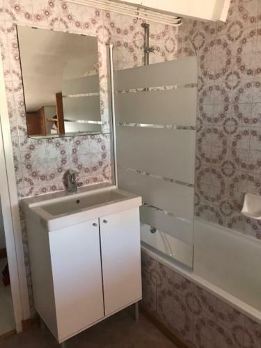 Apartamento T4 Centre Ville Avec Parking