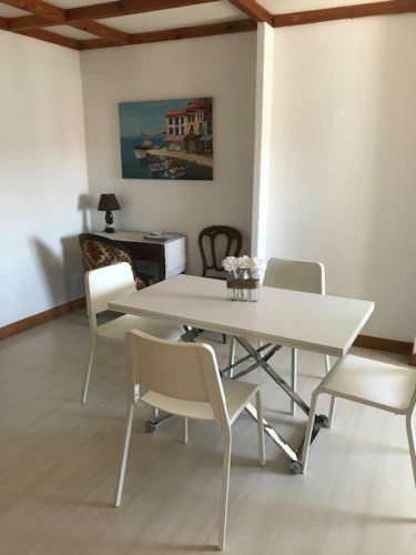 Apartamento T4 Centre Ville Avec Parking
