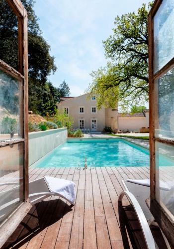 G�te Les Tours - G�te De Groupe En Provence
