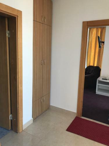 Albergue Apartament In Regim Hotelier