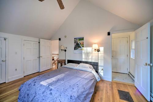 Serene Home On 60 Acres Kid And Pet Friendly!