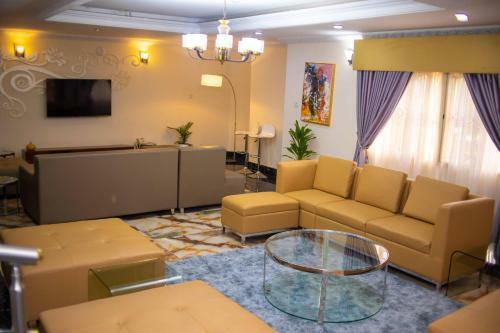 The Hallmark Hub, Hotel & Apartments