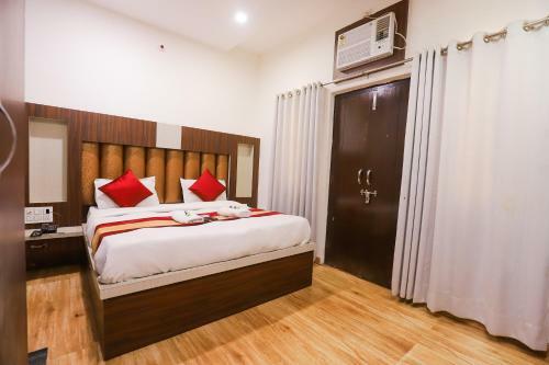 Grey Castle - Hotel Near Haridwar Railway Station