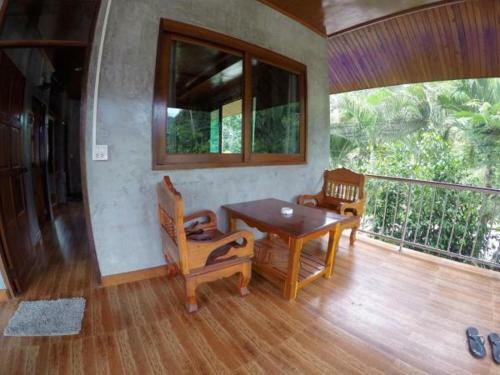 Hostal Bor Hin Baan Tai
