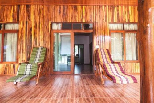 Hostal Bor Hin Baan Tai