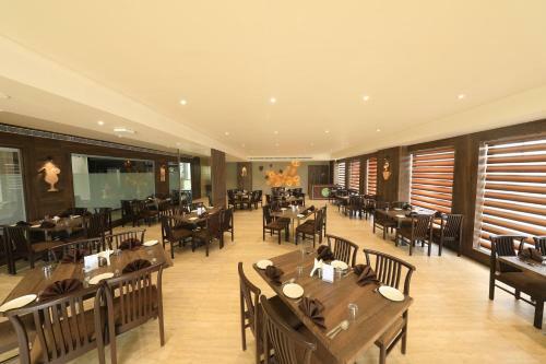 Hotel The Byke Suraj Club, Junagadh