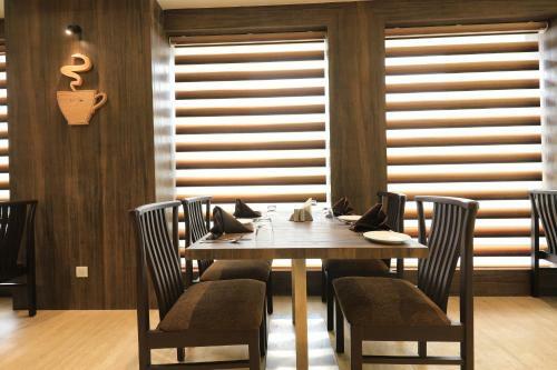 Hotel The Byke Suraj Club, Junagadh