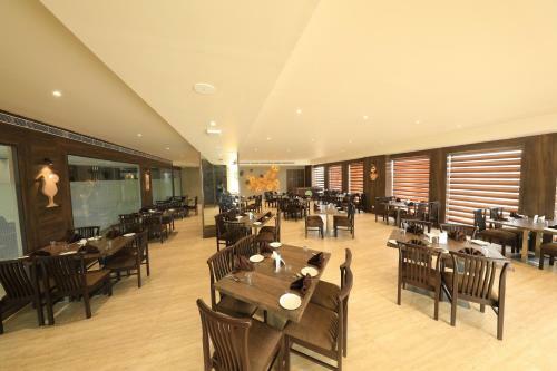 Hotel The Byke Suraj Club, Junagadh