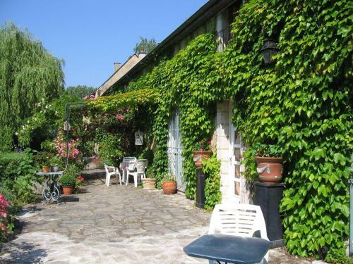 Bed & Breakfast Logis De Semur