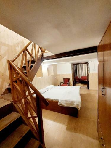 Hostal Room In Lodge - Duplex Suite 1 - Enjoy Your Ultimate Workations