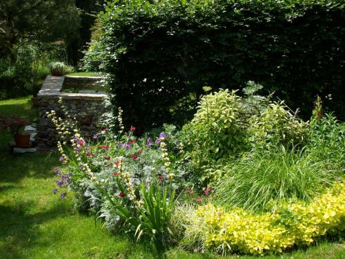 Hostal Jardin La Bourdonni�re