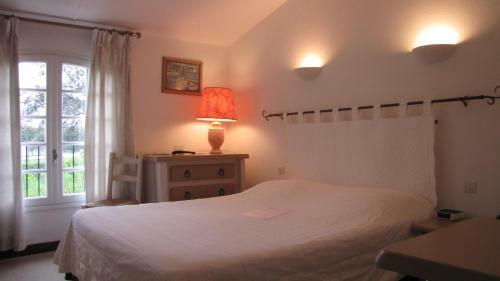 Hotel H�tel Les Gollandi�res