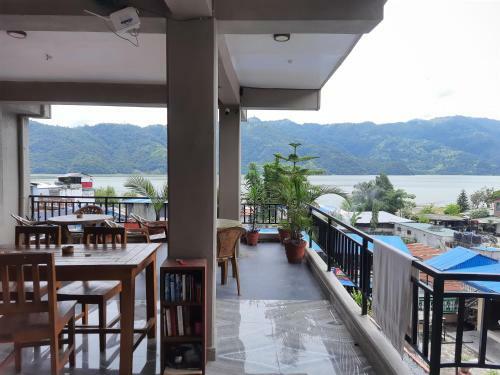 Hotel The Eagle Zone
