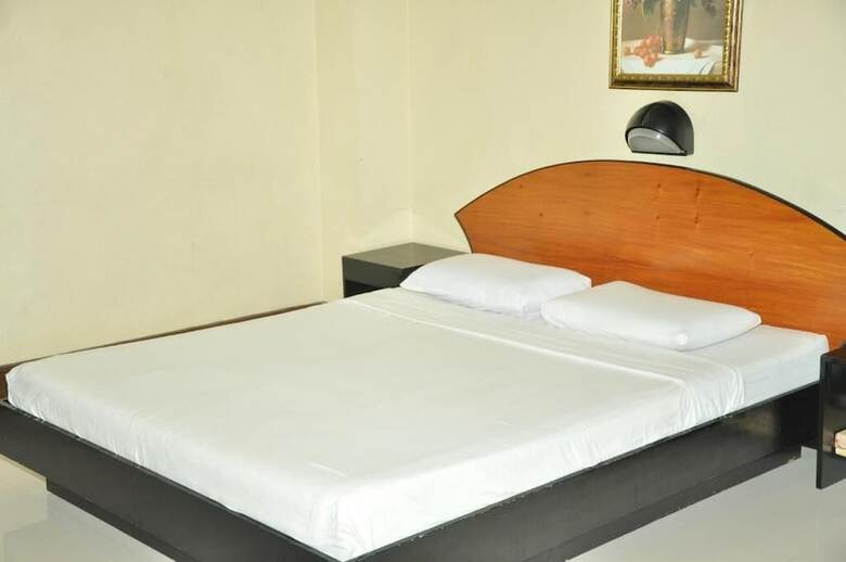 Hotel Paragon Suites