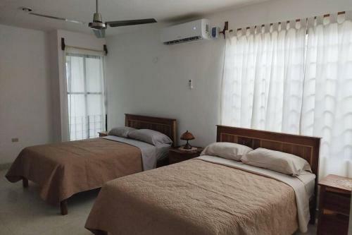 Casa De La Abuela, Amplia, C�moda, Buena Ubicaci�n