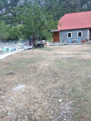 Hostal Bujtina Legata