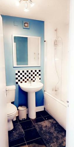 Bearsden Road Apartment