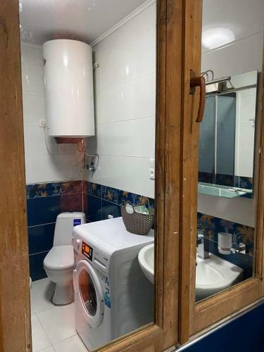 Hostal Alp House Mestia