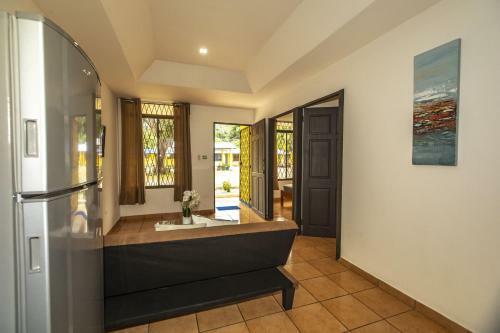 Armonia #7 - Beautiful Spacious 2br Apartment In Playas Del Coco