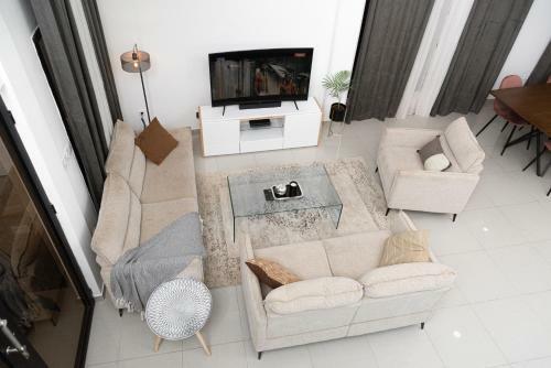 Superbe Villa Au Design �pur� Avec Rooftop