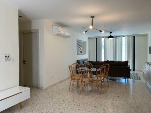 2br Apart In Casco With City View By Master #9