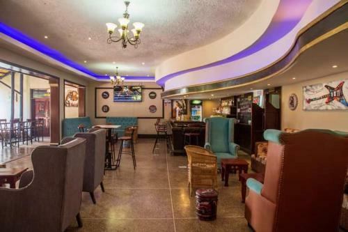 Hotel Zambezi Junction Lodge