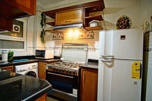 #1. Cozy 3-bed Apartment, Garden, Super Location