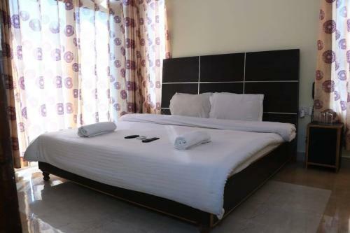 Hotel Corbett Castle Resort