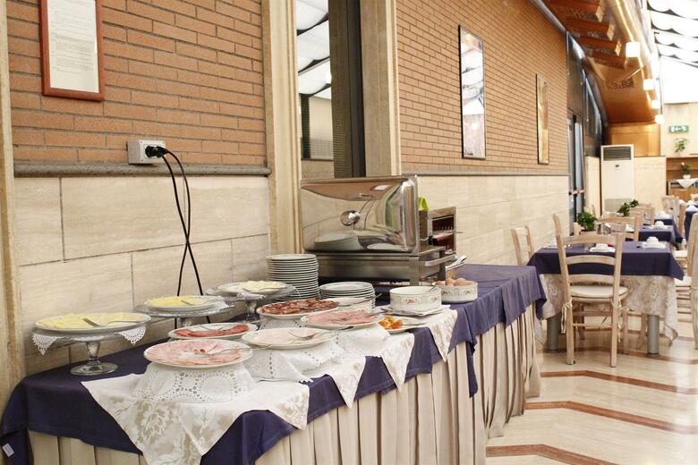Smooth Hotel Rome West