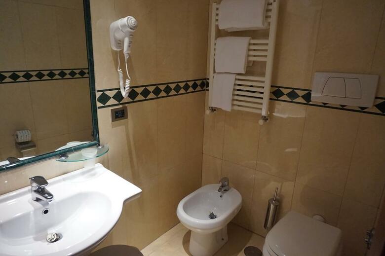 Smooth Hotel Rome West
