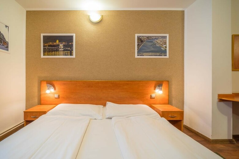 Central Green Hotel