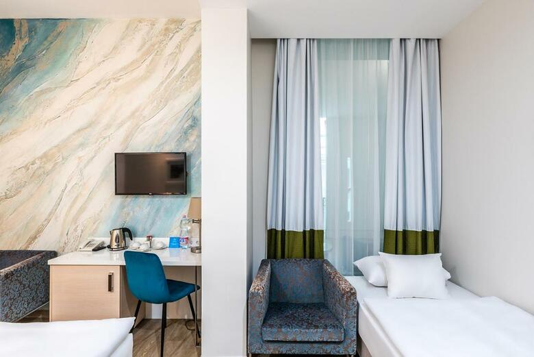 Atrium Fashion Hotel
