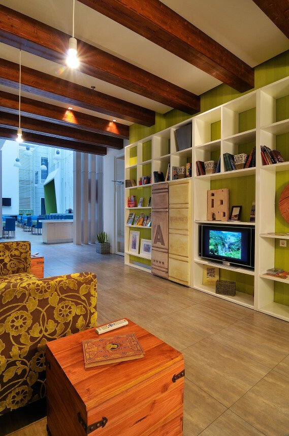Atrium Fashion Hotel