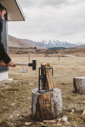 Peak View Cabin - Ben Ohau - Stylish Seclusion