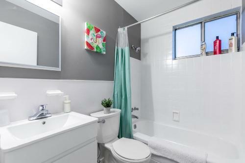 Cozy 1br Apartment With King Bed - Near Downtown