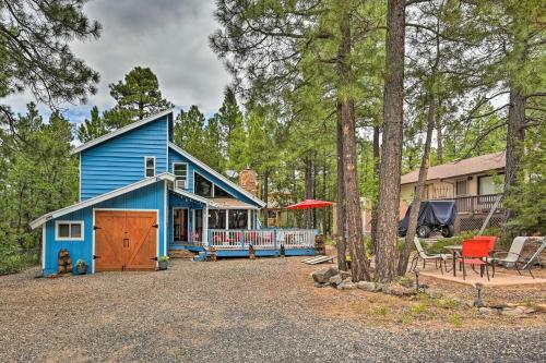 Colorful Munds Park Cabin With Deck And Fireplace