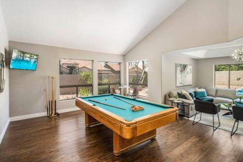 Scottsdale Luxury - Pool, Bbq, Smoker, And Pool Table