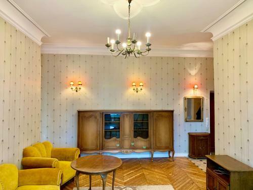 Vaksali Apartment