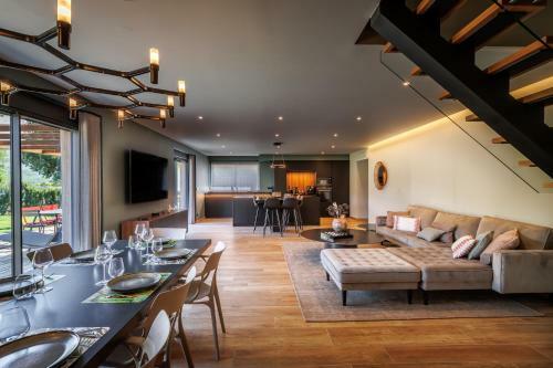 Villa Pyr�n�es Prestige - Grange R�nov�e Avec Piscine