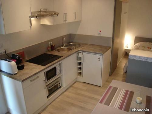 Apartamento Studio Moderne Avec Piscine � Aubagne En Provence