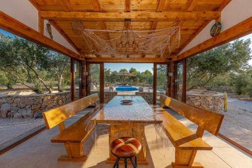 Villa Eco Stone House Santa Maria With Pool
