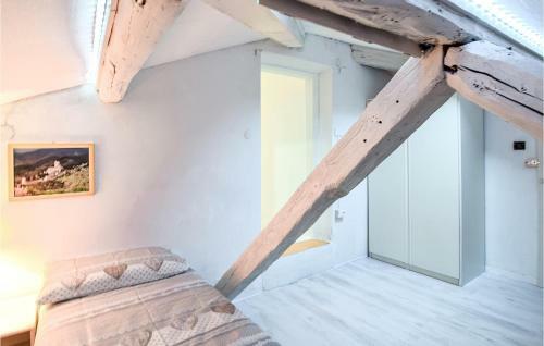 Stunning Apartment In Avio With 2 Bedrooms