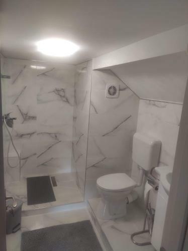 Apartamento Lovely Loft With Free Parking