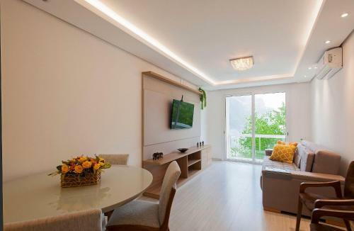 Apartamento Completo Com Dois Quartos - Pr�ximo � Catedral De Pedra