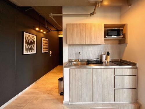 Apartamento Industrial Loft With Balcony In Laureles